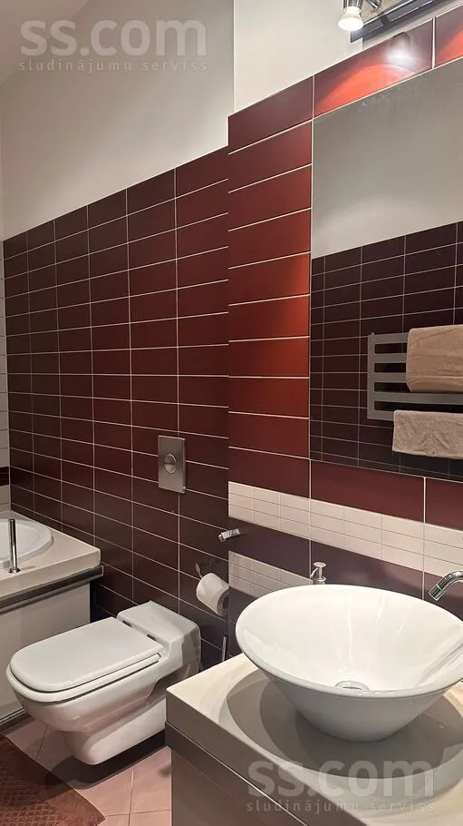 Vannitoad - Renovated Apartment with Courtyard View in Riga Centre