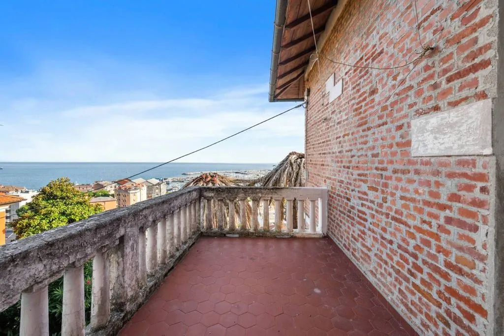 Terrasse - Historic Villa with Garden in Varazze