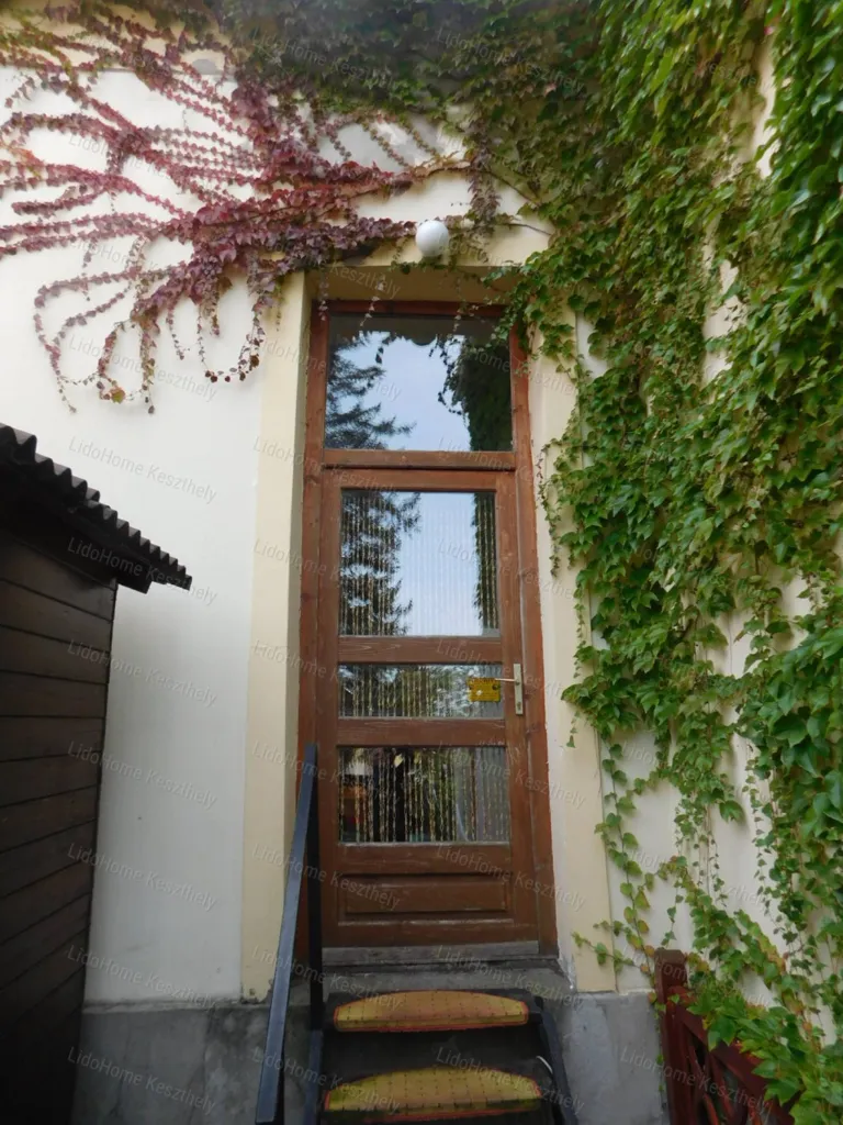 Exterior - Traditional Hungarian Restaurant in Kővágóörs