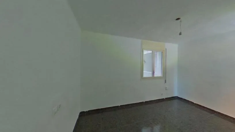 Pièces - Family-Size Flat with Central Location in Tarragona