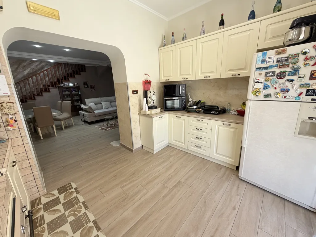 Köök - Apartment with Terrace in Casoria Centre