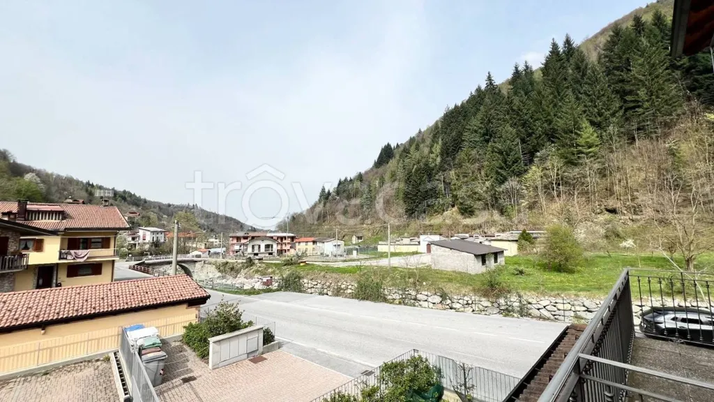Balcon - Trilocale with Mountain Views in Chiusa di Pesio