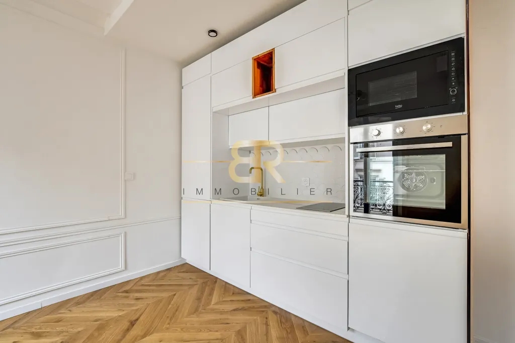 Köök - Refurbished Flat with Balcony in Paris