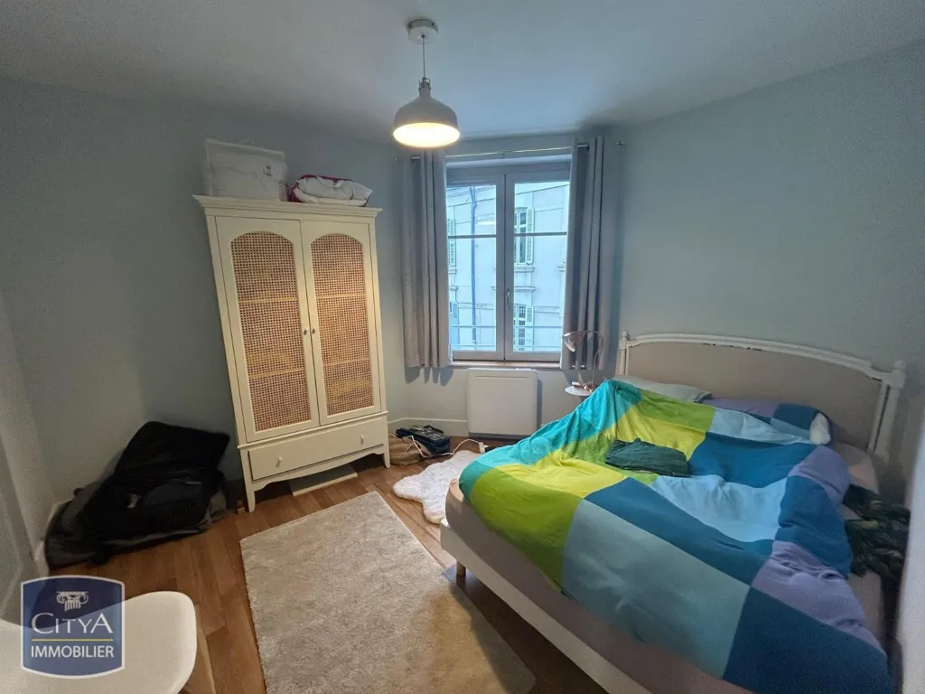 Camere da letto - Charming 2-Bedroom Apartment in Châteauroux