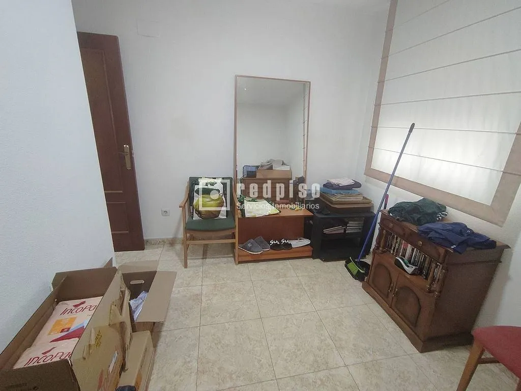 Bureau - Apartment with Balcony in West Castellón