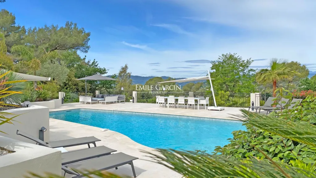 Piscine - Propriété de Luxe avec Vue sur Mougins
