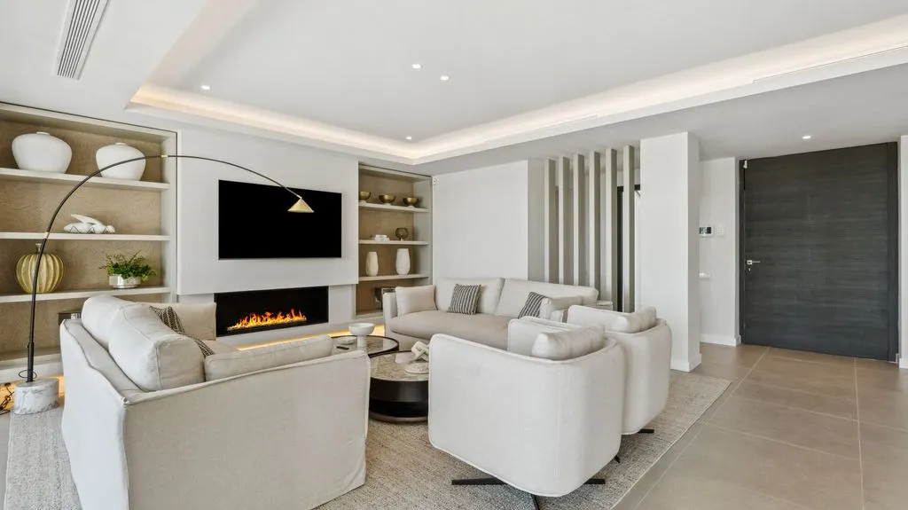 Elutuba - Luxury Villa with Sea View in Nueva Andalucía