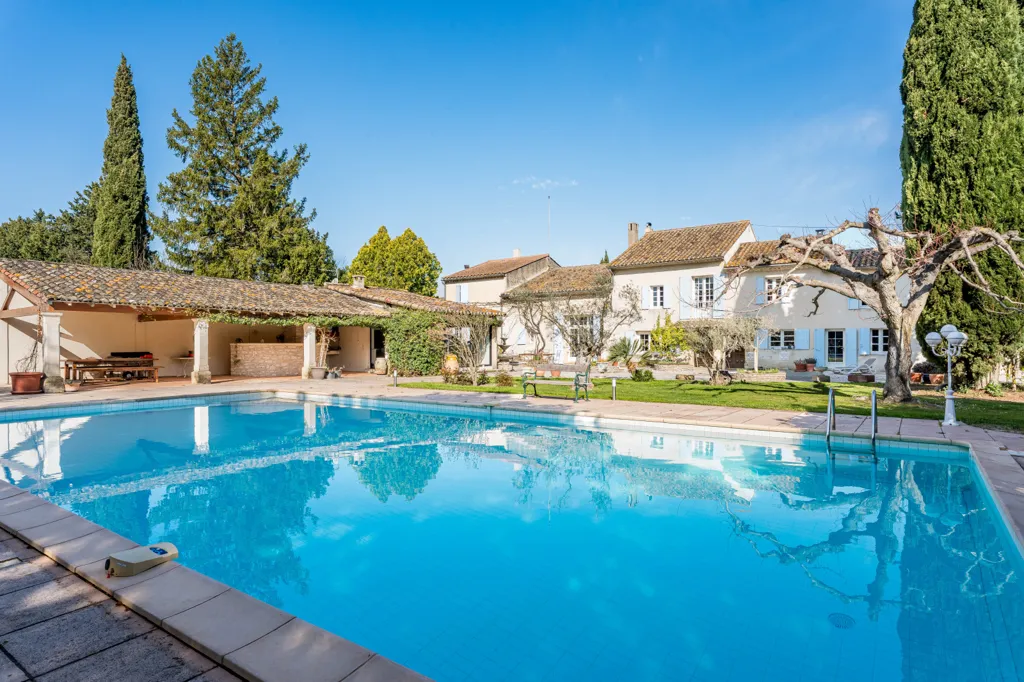 Piscine - Mas historique avec piscine et étang à Sénas