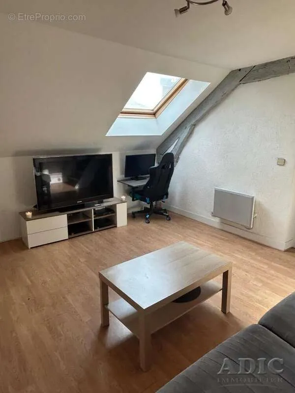 Pièces - Appartement Refait à Neuf en Centre-Ville à Dammartin-en-Goële