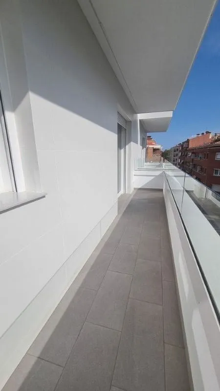Balcon - Duplex Apartment with Balcony in Castelldefels Centre