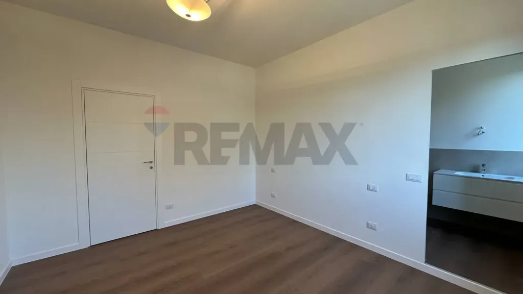 Chambres - Modernised Apartment with Balcony in Bergamo