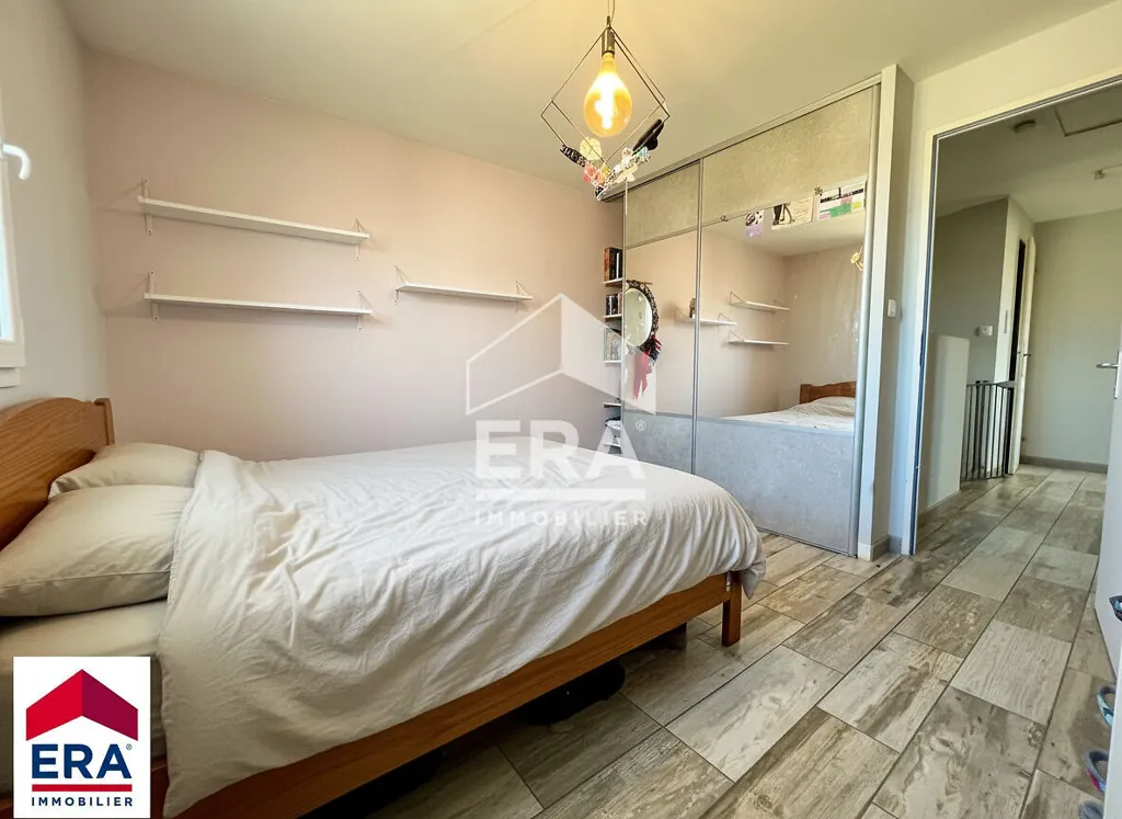 Chambres - Maison Récemment Construite avec Piscine à Serres