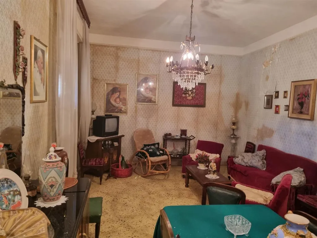 Soggiorno - Appartamento da ristrutturare con terrazza a Marsala