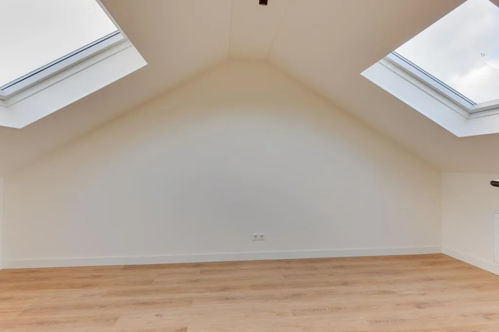 Toad - Modernised Maisonnette with Balconies in Hoorn