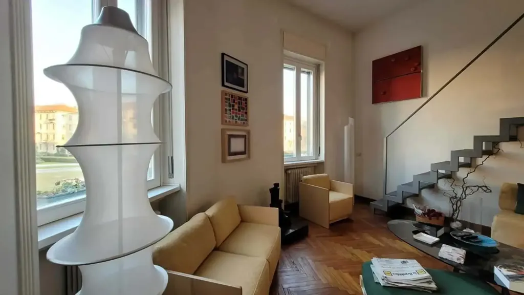 Séjour - Studio Apartment with Balcony in Milan
