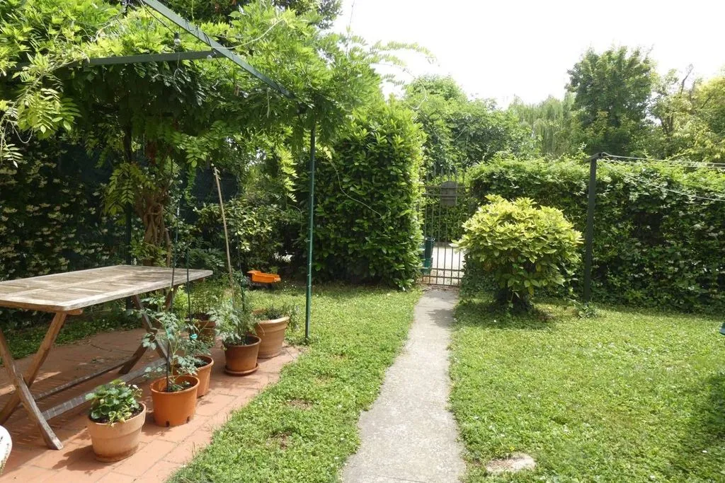 Jardin - Luxury Villa with Private Garden in Due Carrare