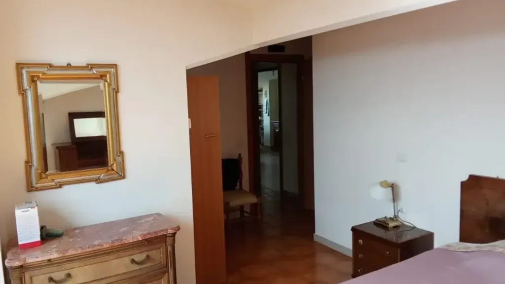 Magamistoad - Mansard Apartment with Terraces in Teano