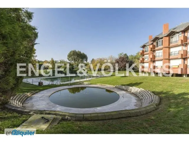 Garden - Furnished Flat with Pool in Moncloa-Aravaca