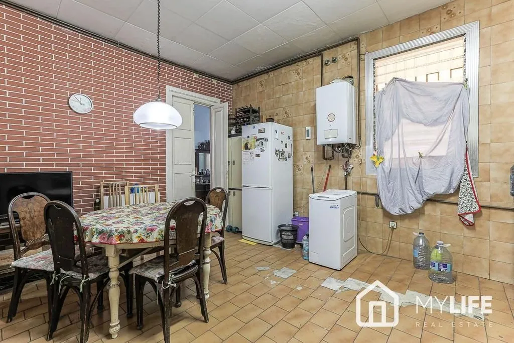 Sala da pranzo - Apartment with Balcony on La Rambla, Barcelona