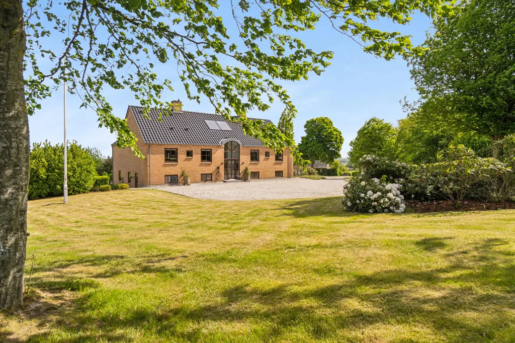 Välivaade - Distinctive House with Pool in Mellerup