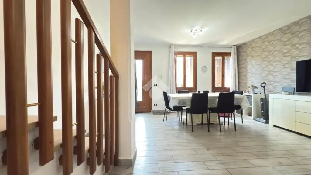 Salle à manger - Terraced Villa with Garden in Veronella