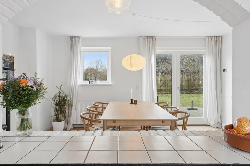 Söögituba - Architect-Designed Villa in Humlebæk