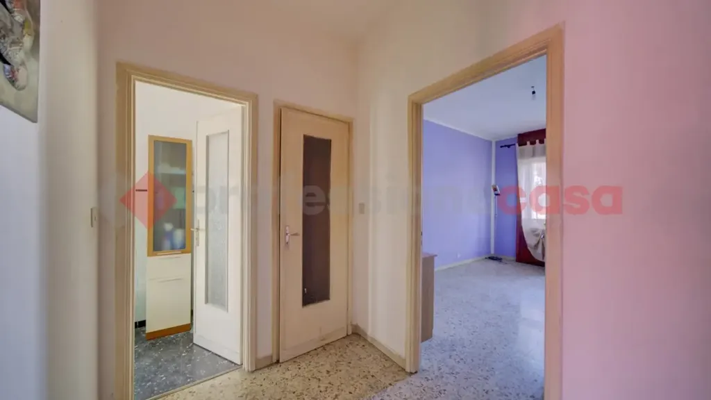 Esik - Twin-Storey Apartment with Balcony in Turin