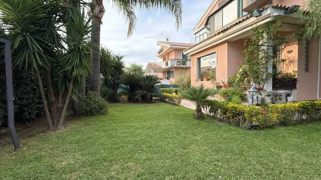 Jardin - Villa with Panoramic View in Siracusa