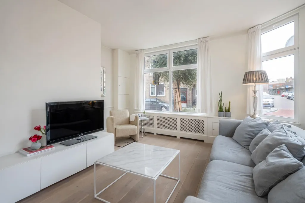 Séjour - Ground-Floor Apartment with Basement in Scheveningen-Dorp