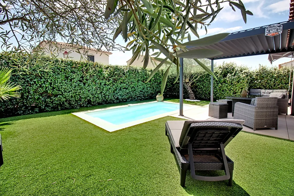 Piscine - Villa avec Piscine et Garage à Vidauban