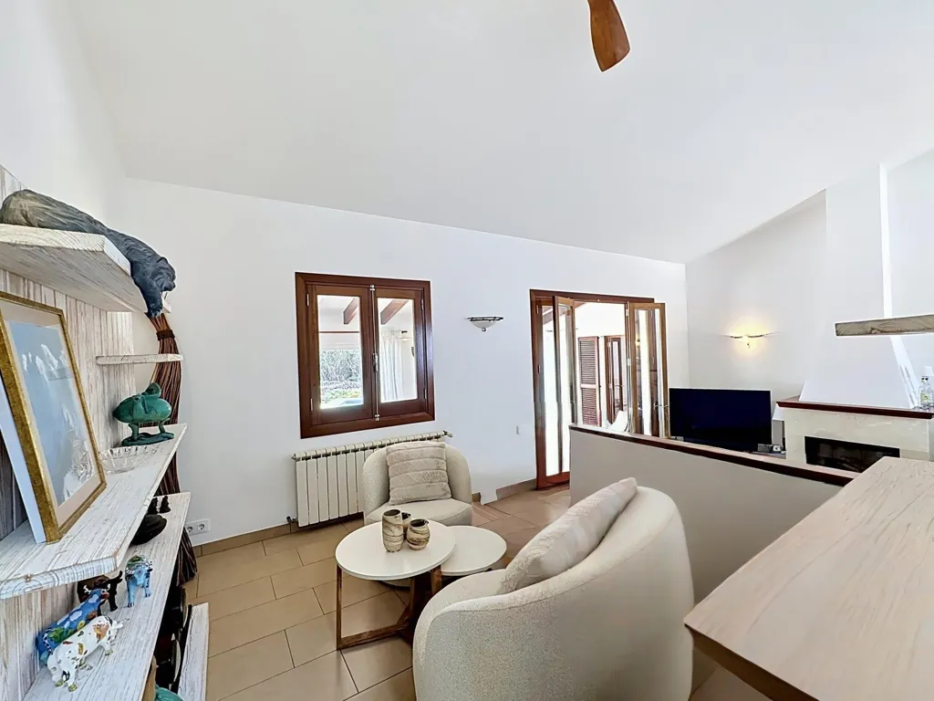 Elutuba - Renovated Mediterranean House with Pool in Maó