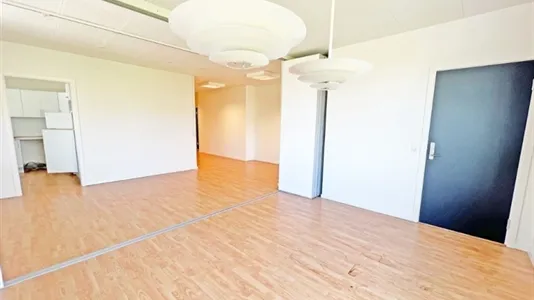 Elutuba - Office Space with High Visibility in Viborg