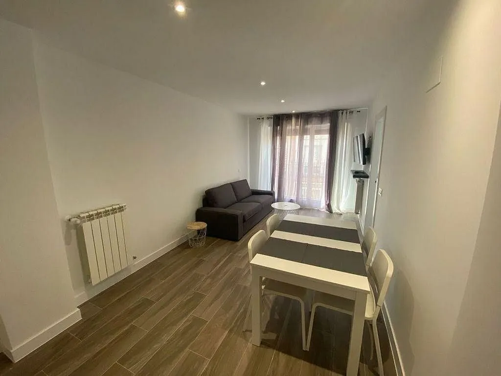 Séjour - Modern Flat with Balcony in Campo Street