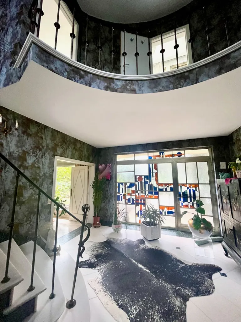 Ingresso - Modernist Villa with Garden in Lasne