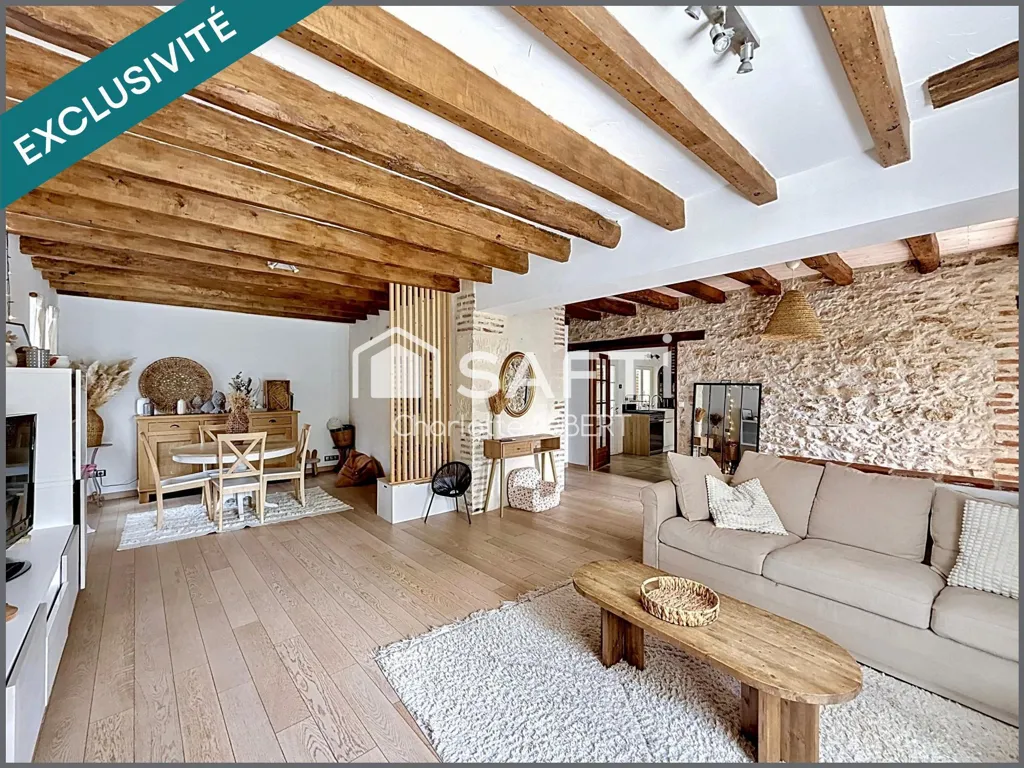 Séjour - Maison Rénovée au Calme avec Jardin