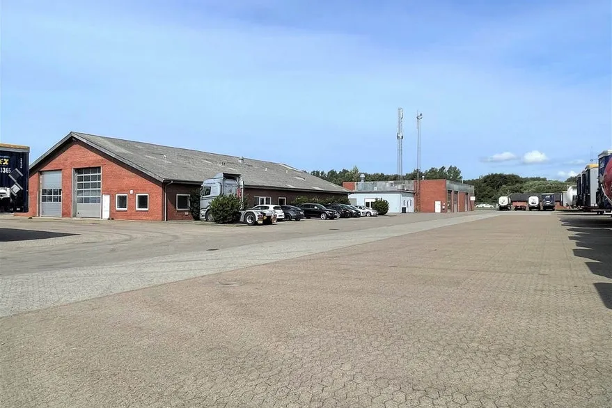 Extérieur - Multi-Use Office with Parking in Esbjerg Ø