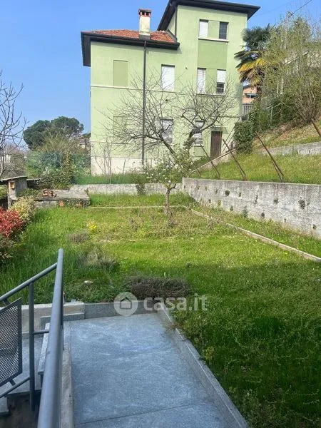 Garden - Modernised Trilocale with Private Garden in Varese