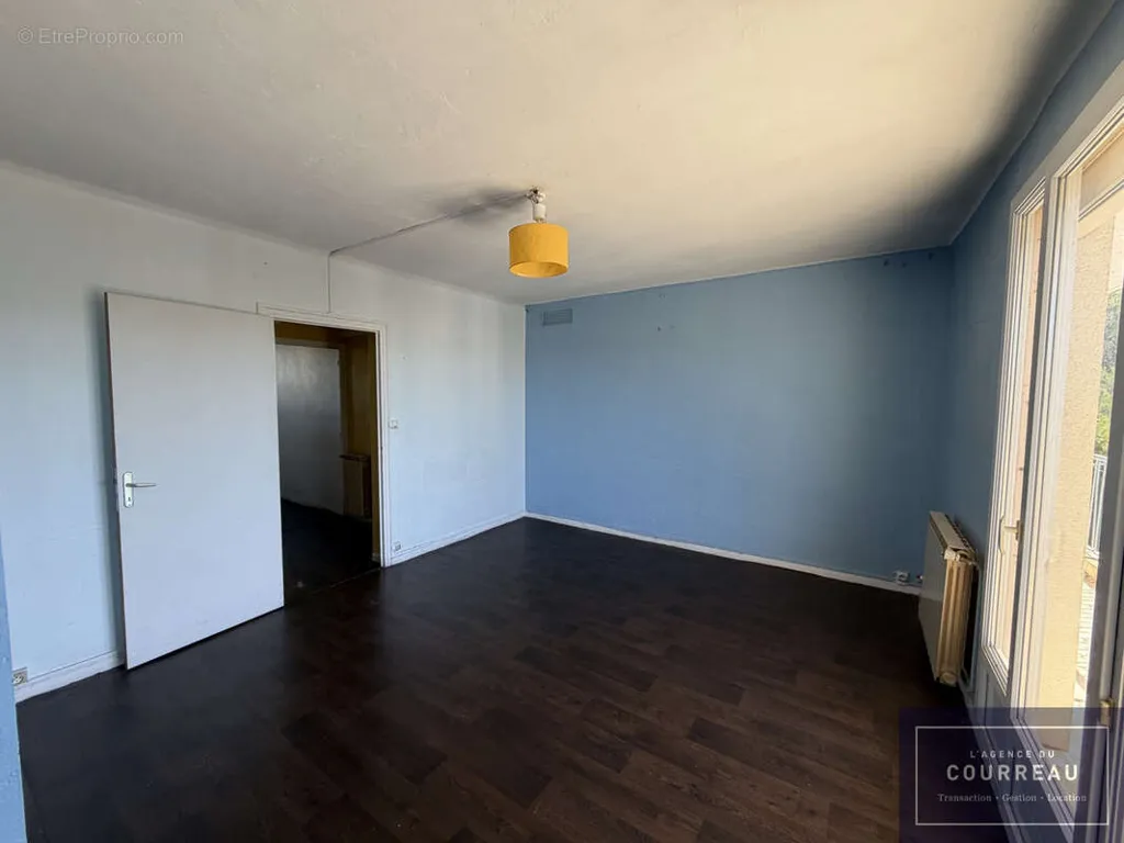 Pièces - Appartement T3 avec terrasse à Arceaux