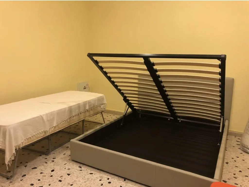 Bedrooms - Terra Floor Apartment with Veranda in Palermo