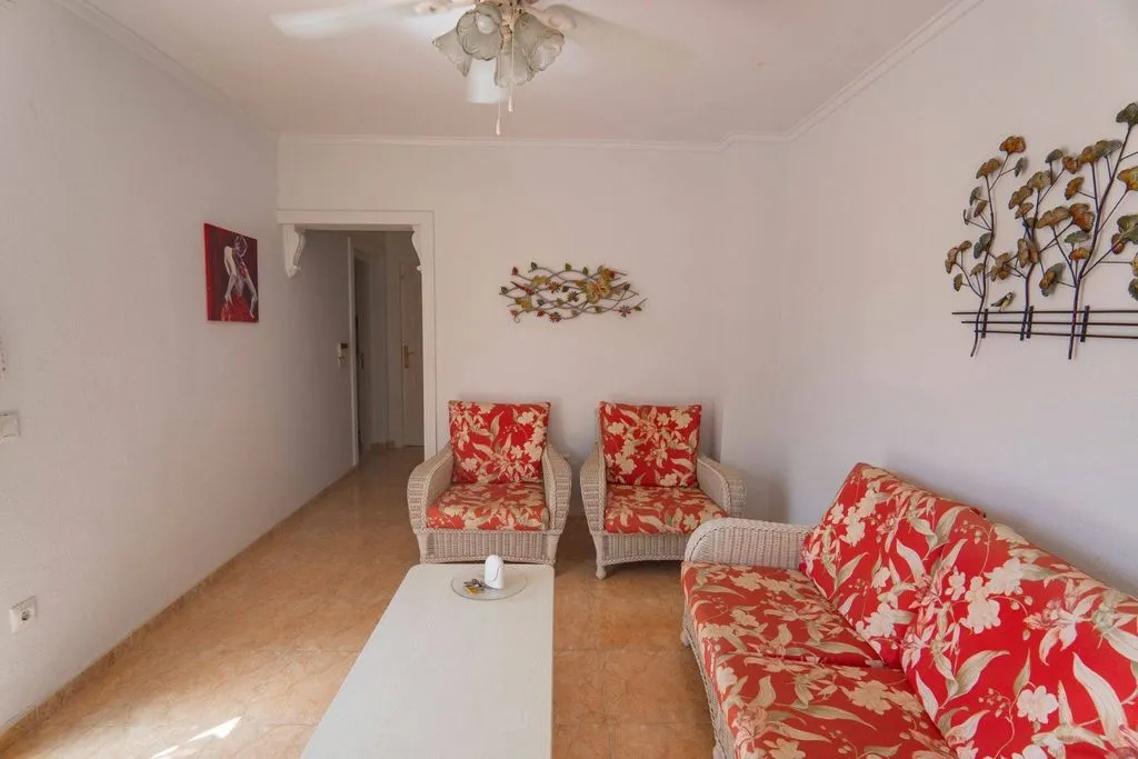 Elutuba - 4-Bedroom Villa with Pool in Ciudad Quesada
