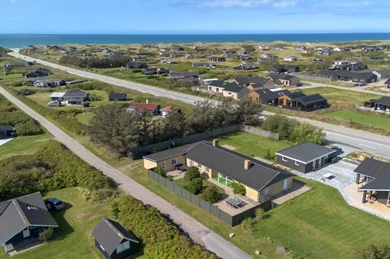 5-toaline maja asukohas Løkken