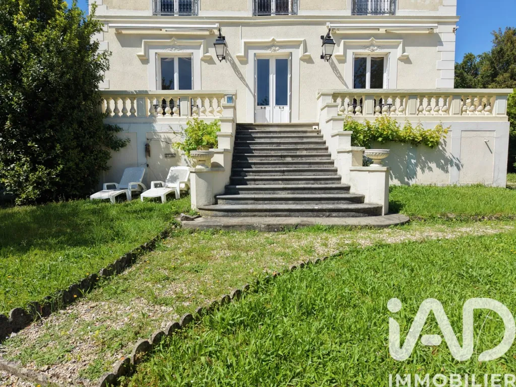 Maison 11 pièces à Thorigny-sur-Marne