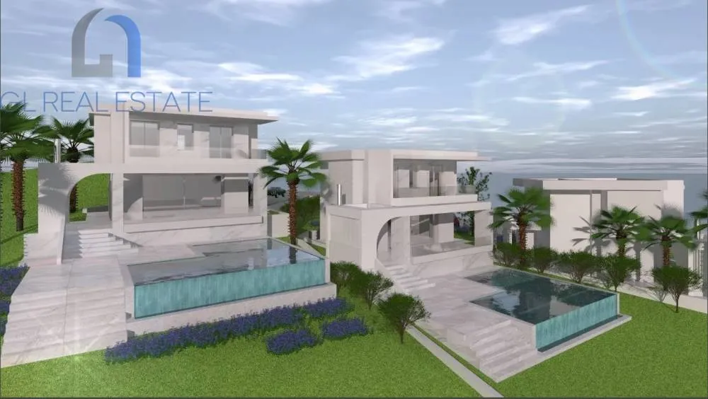 Corner Villa with Sea View in Peukochori