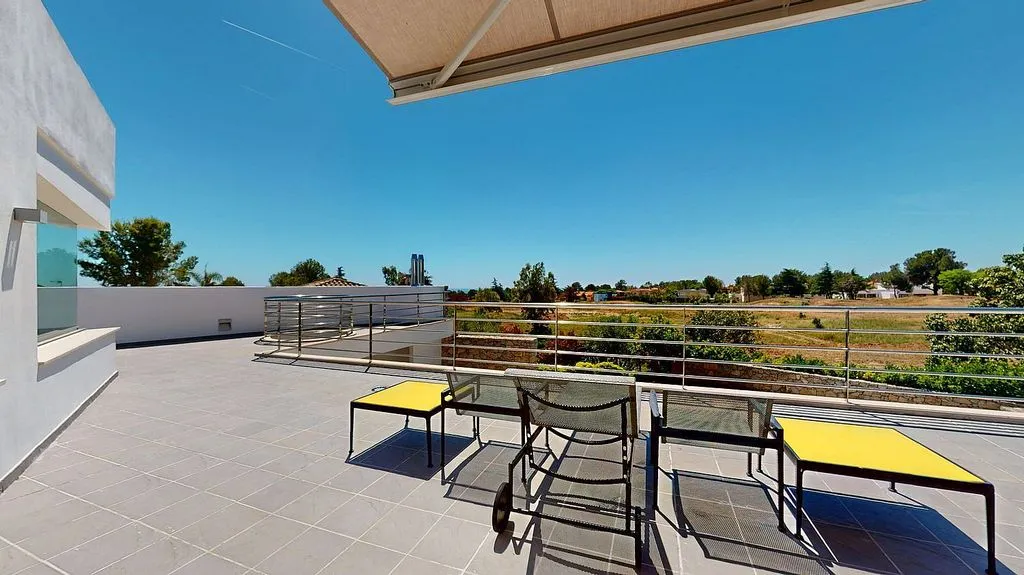 Terrasse - Chalet with Pool and Terrace in Bonmont