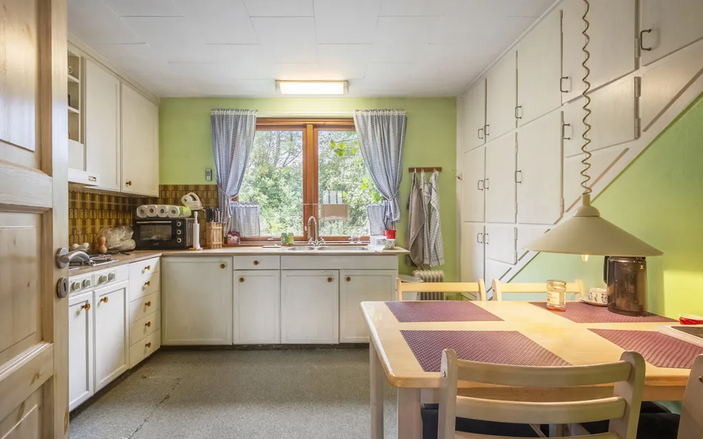 Cuisine - Villa with Potential in Åshøj near Køge