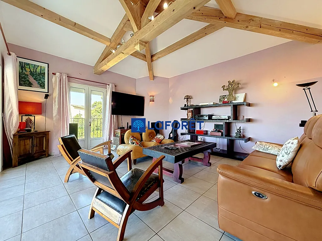 Séjour - Villa avec Vue Mer et Piscine à Carqueiranne