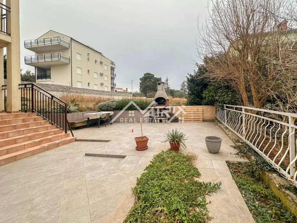 Terrass - Apartment with Sea View in Ližnjan