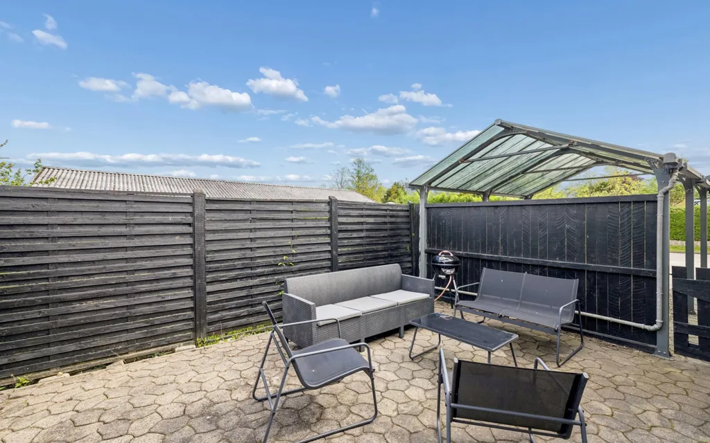 Terrace - Maintained Family Villa in Viborg