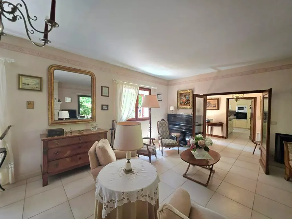 Séjour - Maison de Standing avec Terrasse à Trelissac
