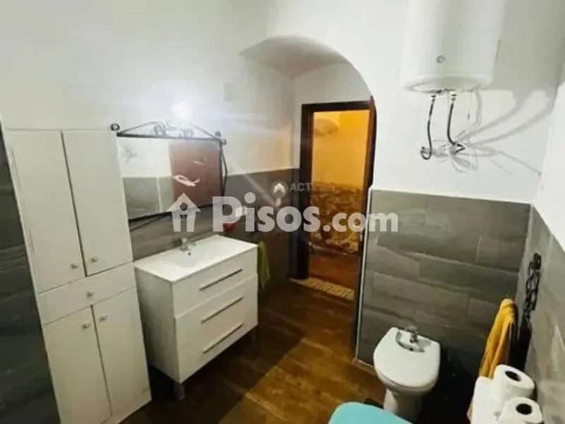 Bagni - Adosado with Vaulted Ceilings in Arroyo de la Luz